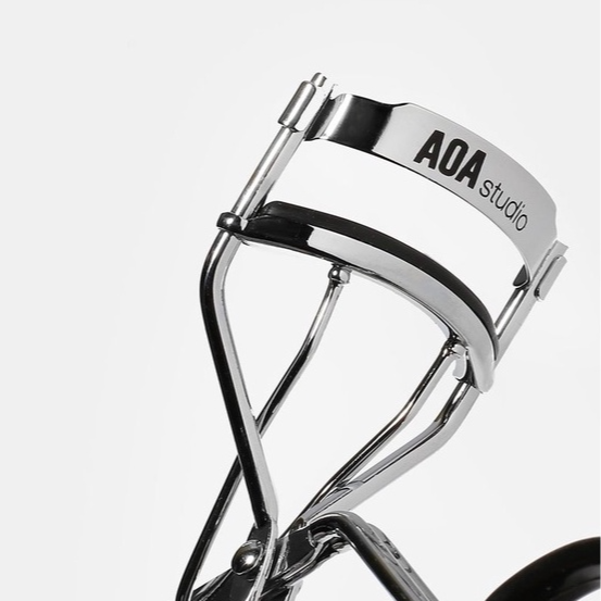 AOA Studio Eyelash Curler