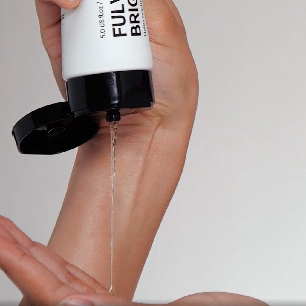 The Inkey List Fulvic Acid Brightening Cleanser | Helps Brighten Skin