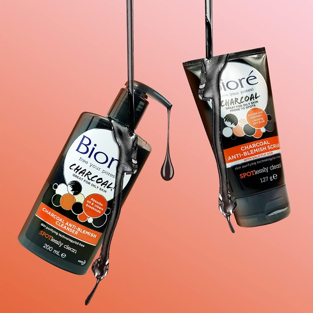Biore Charcoal Acne Clearing Cleanser 200ml