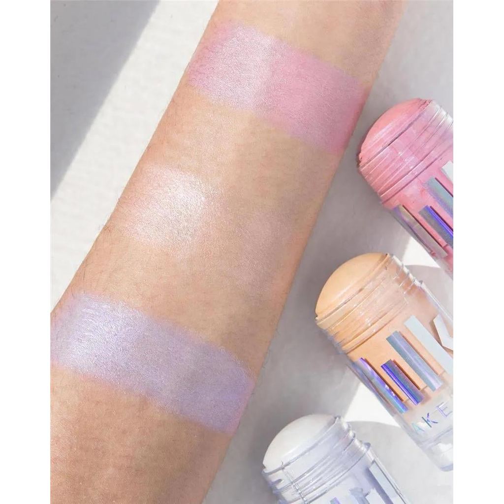 Milk Makeup Holographic Highlighter Stick Supernova 7.1 g / 0.25 oz.
