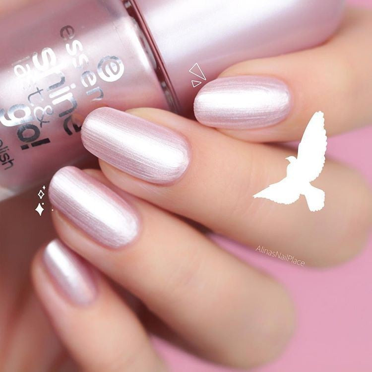 Essence Shine Last & Go Gel Nail Polish FROSTED KISS